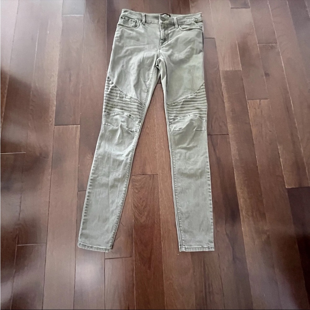 Women’s Olive Green Moto Skinny Jeans- Size 4